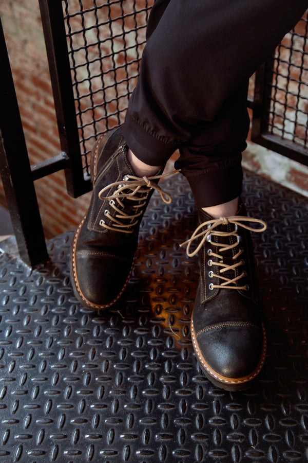 Star Trail leather lace up boots